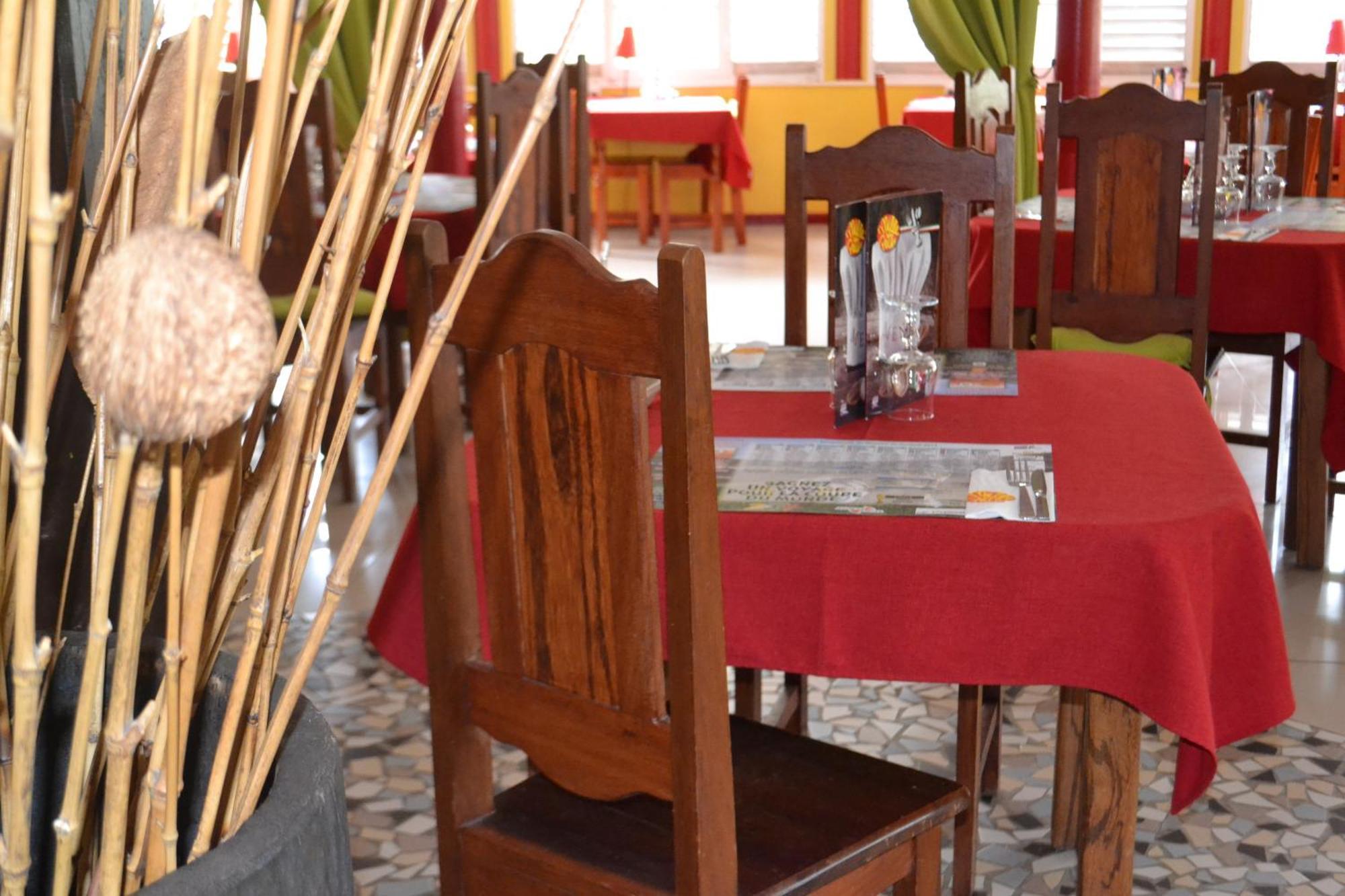 Hotel La Marmotte** Matoury Esterno foto