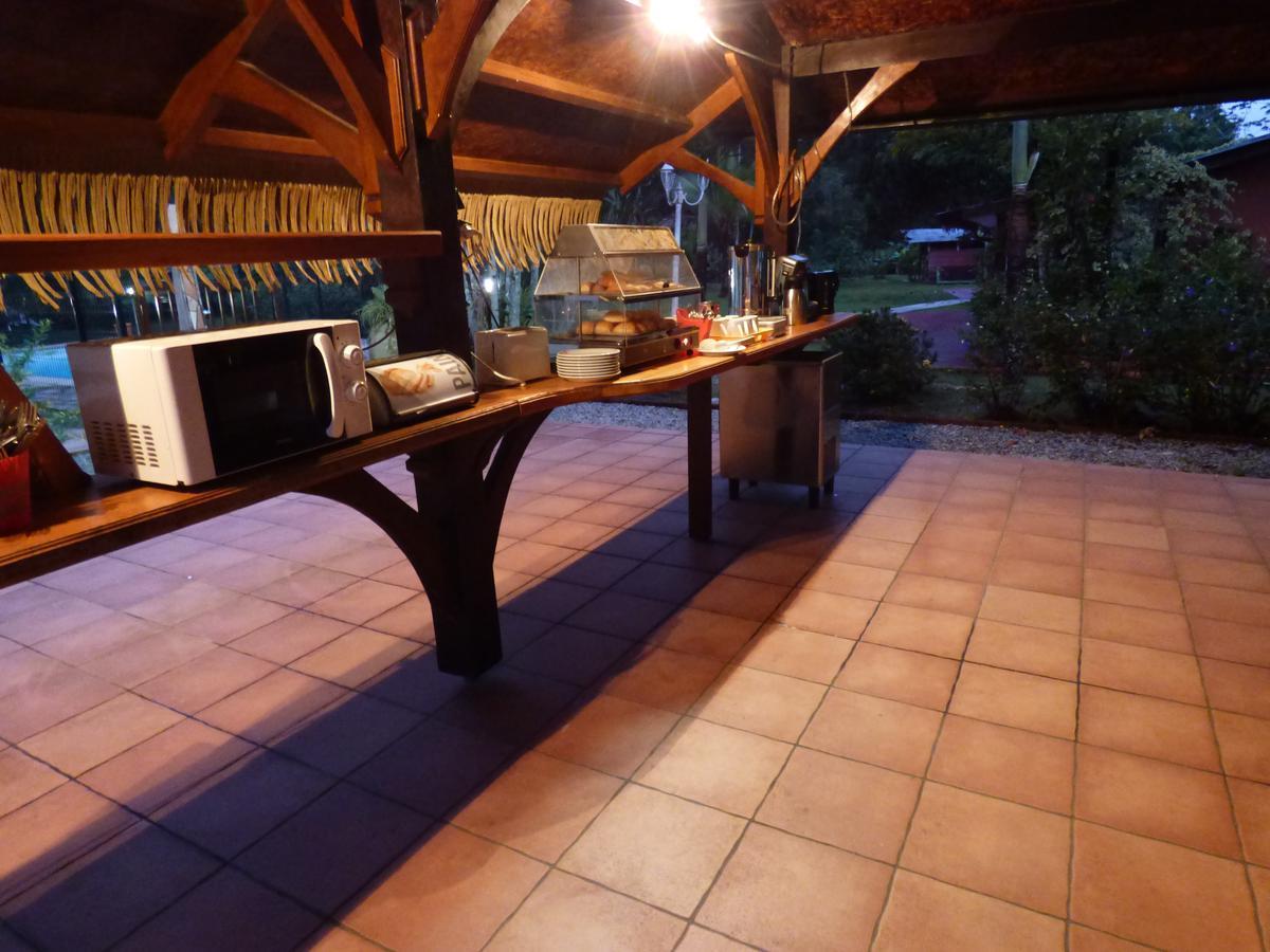 Hotel La Marmotte** Matoury Esterno foto